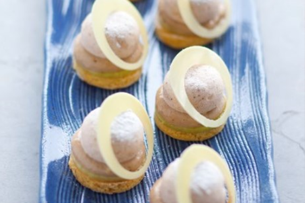 Feijoa Canape